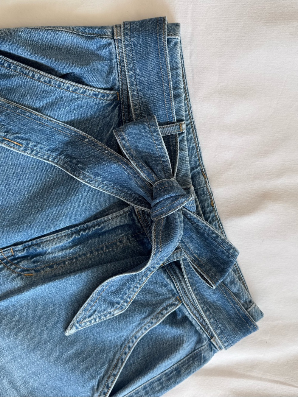 Veronica Beard Belisa High-Rise Cargo Jeans - Picture 2 of 7